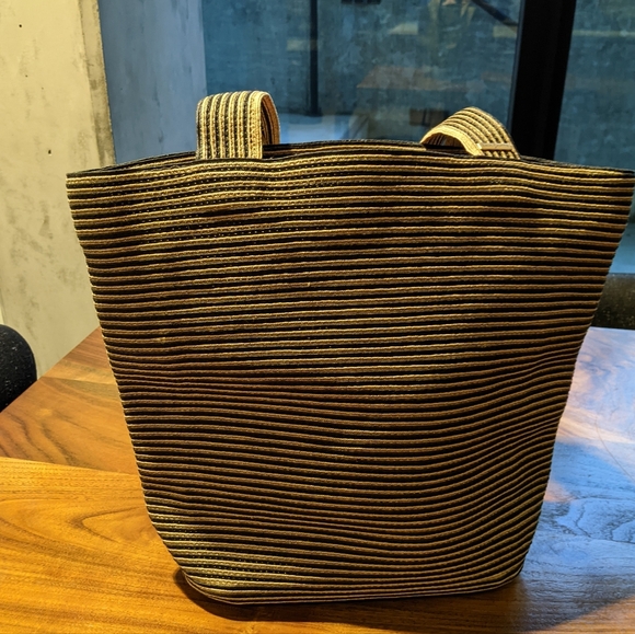 NWOT! Eric Javits - Squishee Tote II | Natural & Black Stripes | ~16x13x5 - Picture 12 of 17